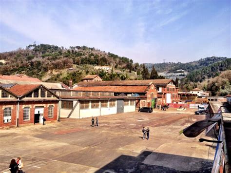 area la fabbrica di santo stefano magra